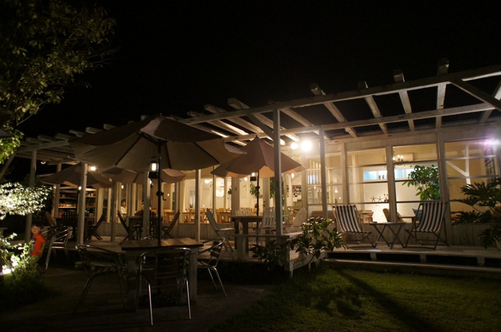 糸島の人気カフェは夜が穴場！？女子会におすすめ海沿いのカフェSUNFLOWER（サンフラワー）CAFE＆CASUAL